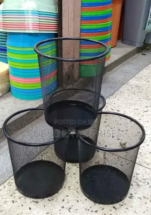 Metallic Dust Bin