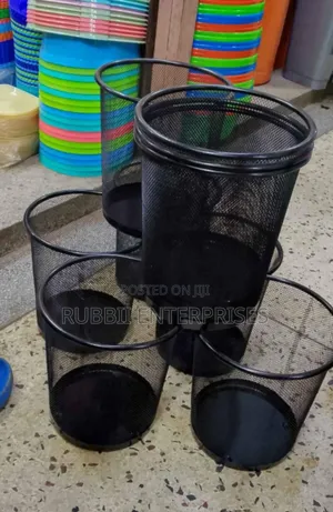 Metallic Dust Bin