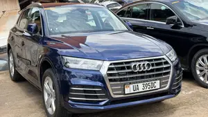 Audi Q5 2018 Blue