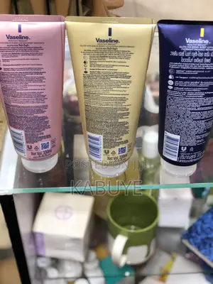 Vaseline Healthy Bright Gluta-Hya Serum Burst Lotions