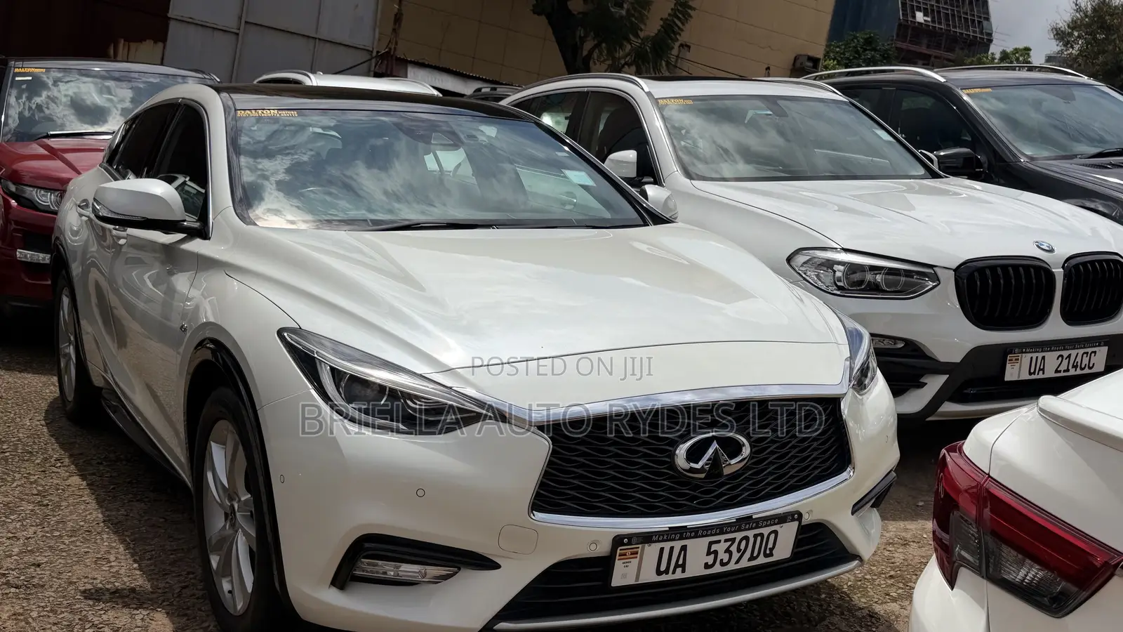 Infiniti Q30 2018 White