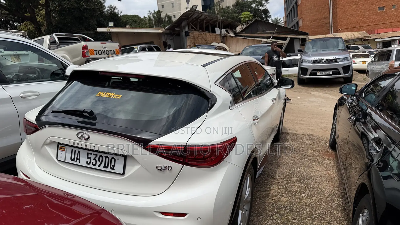 Infiniti Q30 2018 White