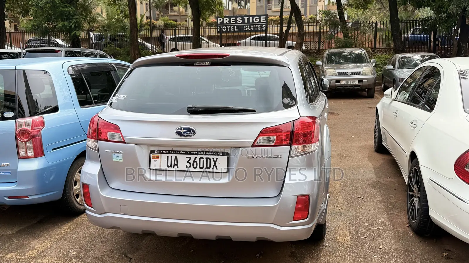 Subaru Outback 2011 Silver