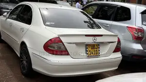 Mercedes-Benz E300 2008 Silver
