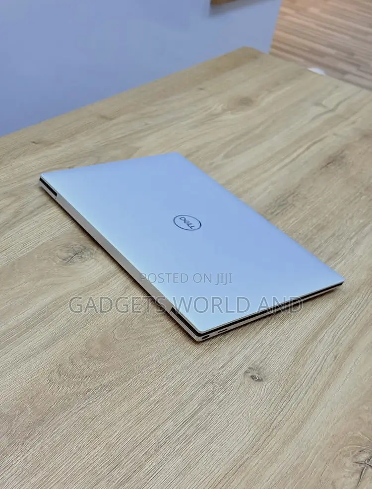 New Laptop Dell XPS 13 9310 16GB Intel Core i7 SSD 512GB