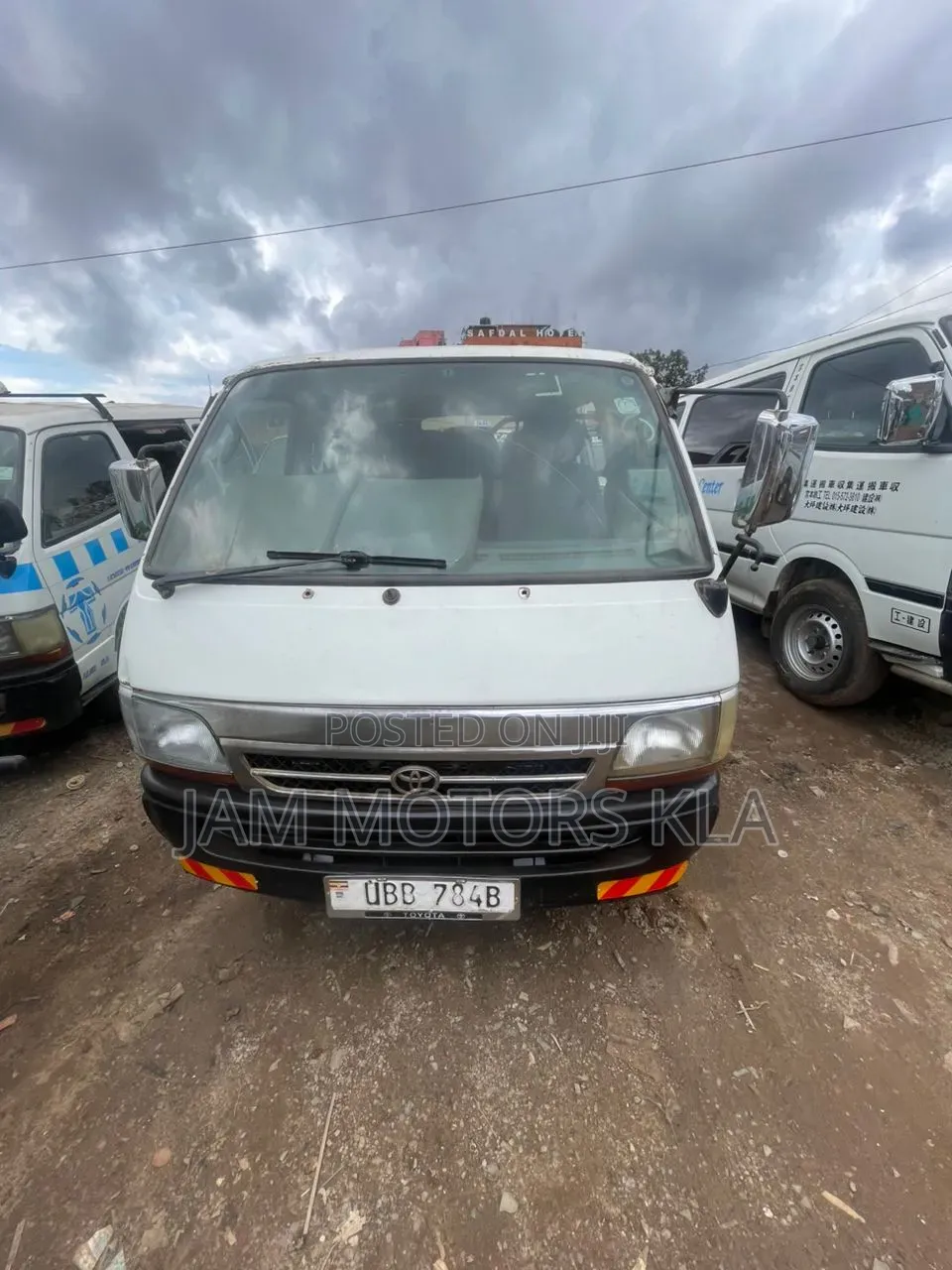 Toyota HiAce 2003 Beige