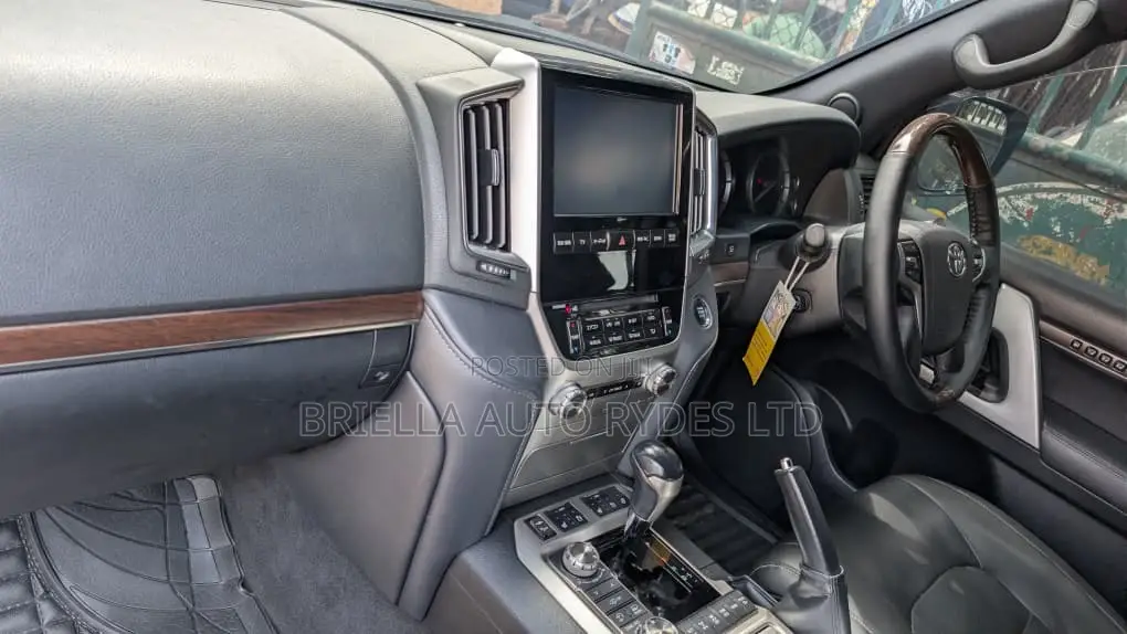 Toyota Land Cruiser Prado 2017 Black