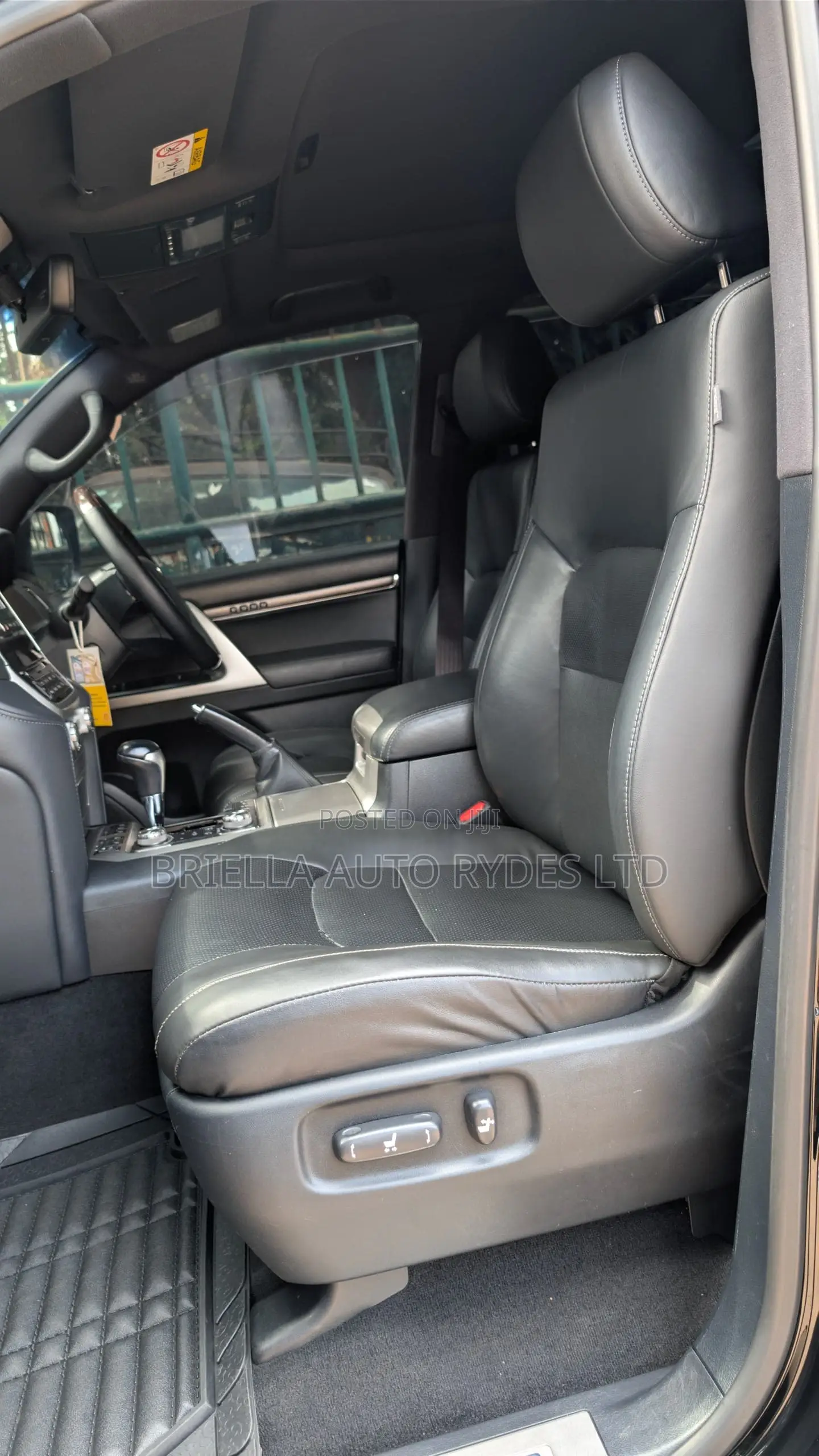 Toyota Land Cruiser Prado 2017 Black