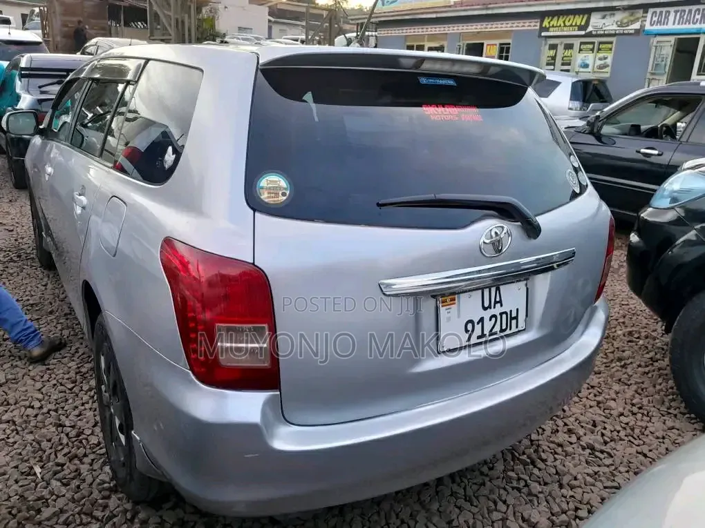 Toyota Corolla Fielder 2008 Silver