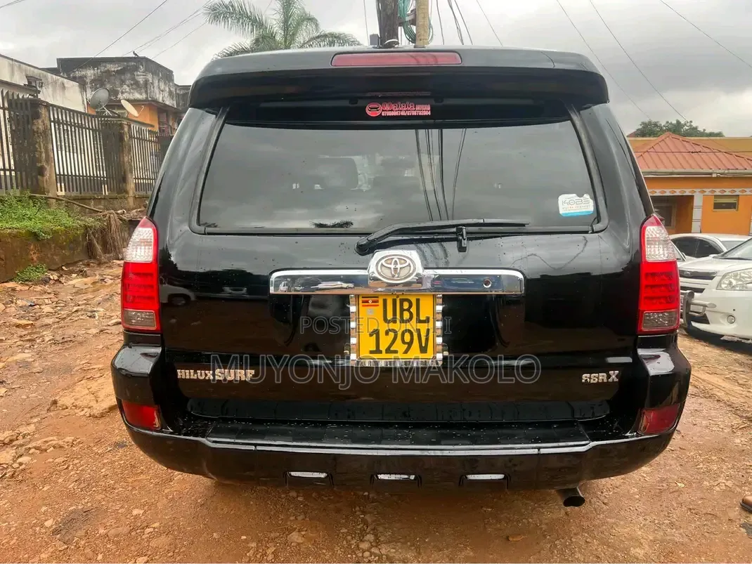 Toyota Hilux Surf 2008 Black