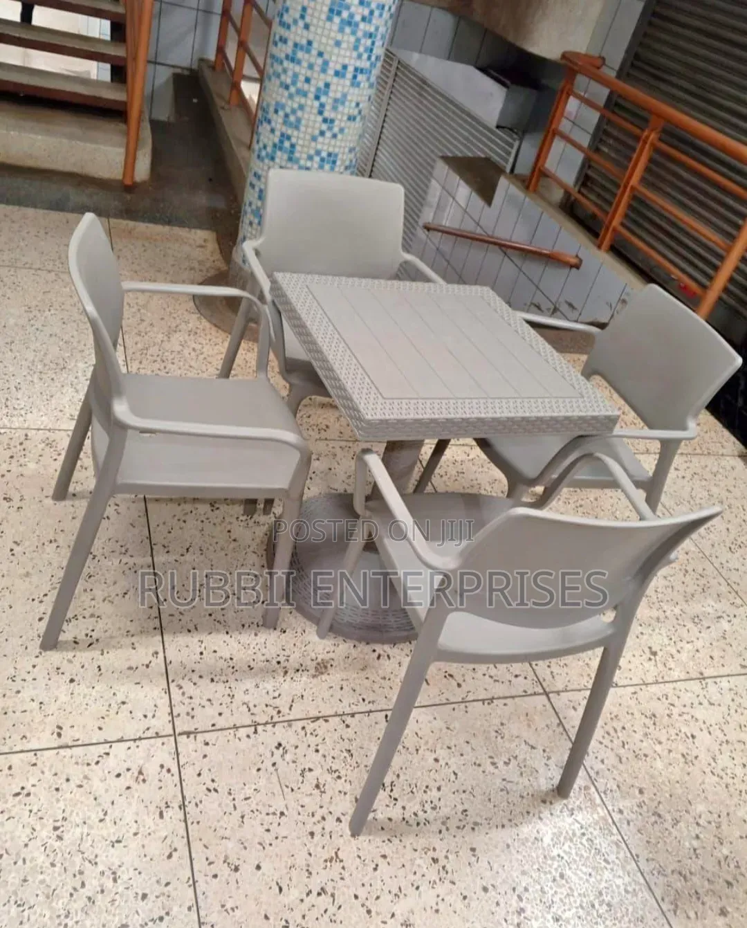 Plastic Table + 4 Chairs ~ Grey