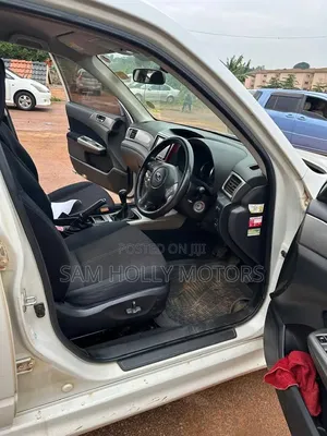 Subaru Forester 2010 Pearl