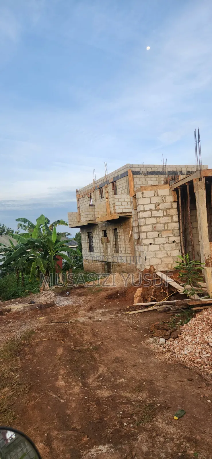Plot and House