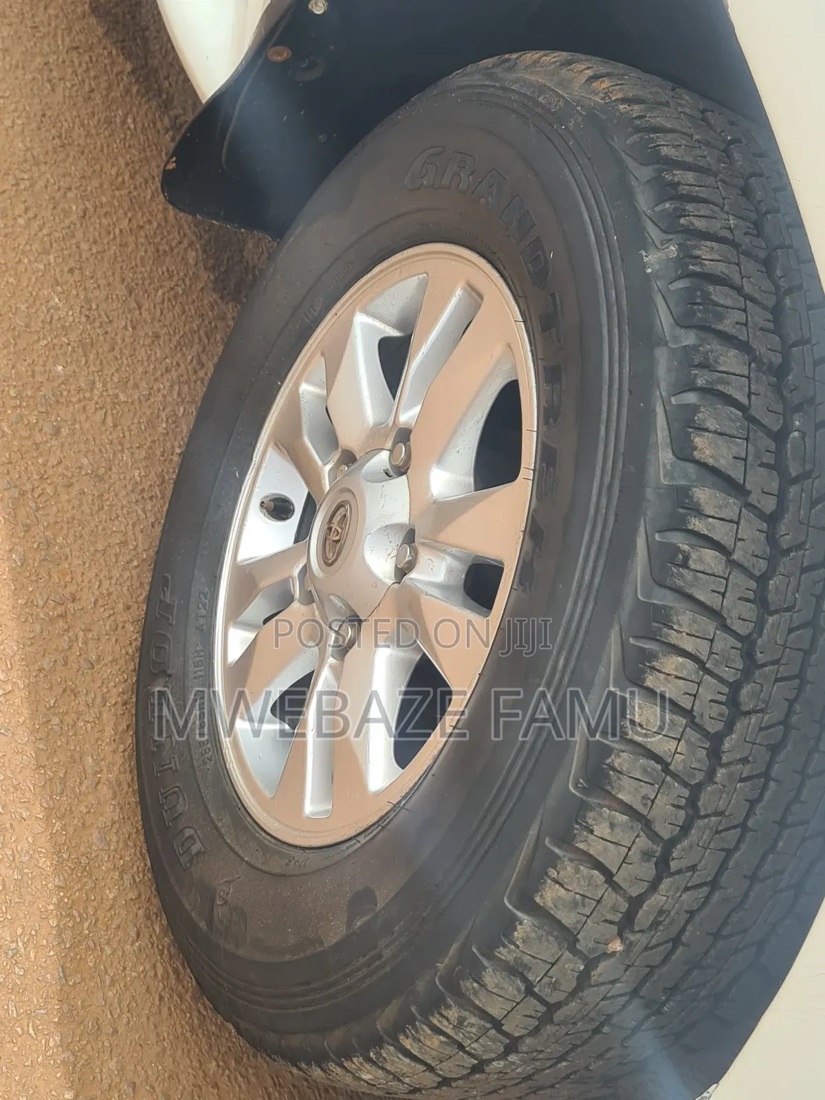 Toyota Land Cruiser 2015 White
