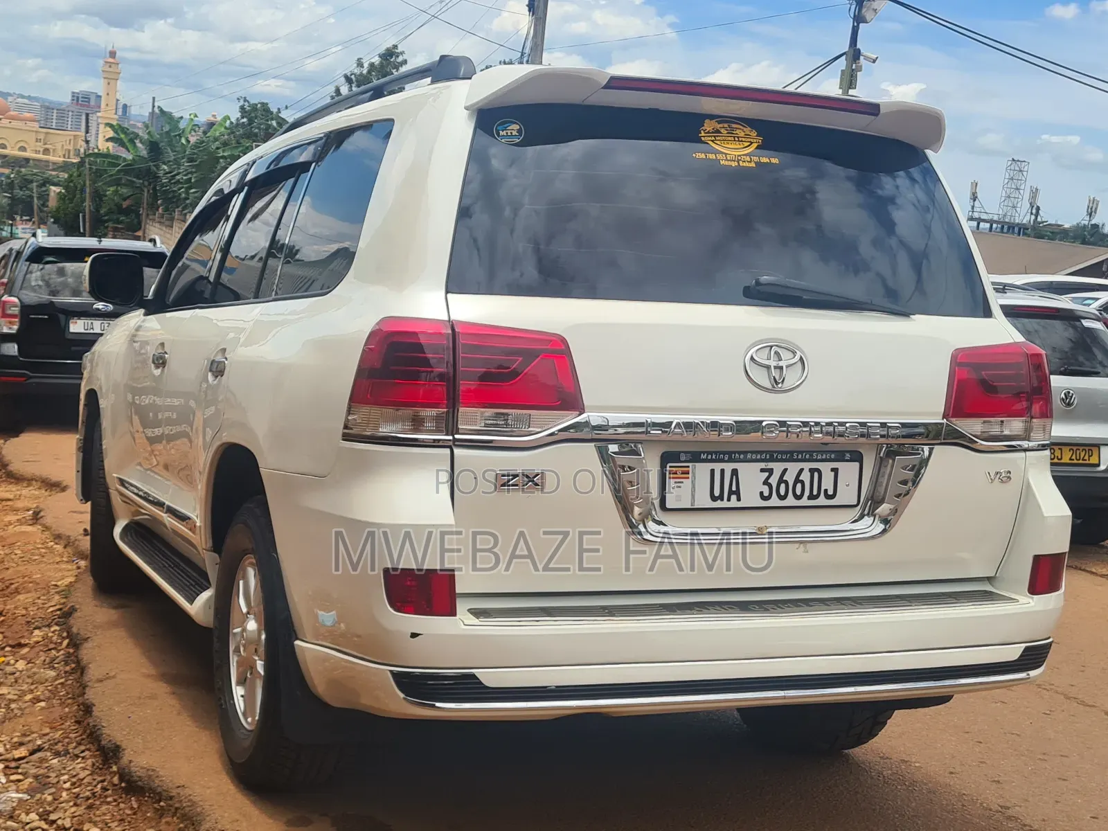 Toyota Land Cruiser 2015 White