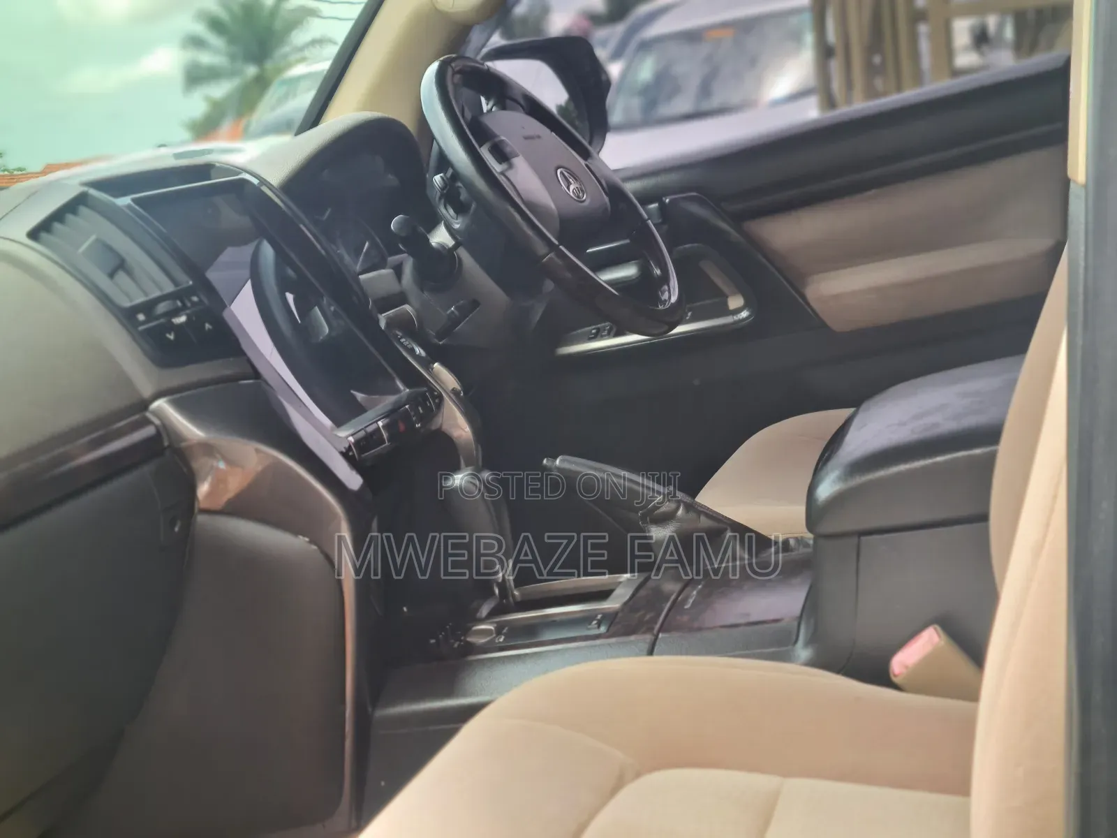 Toyota Land Cruiser 2015 White