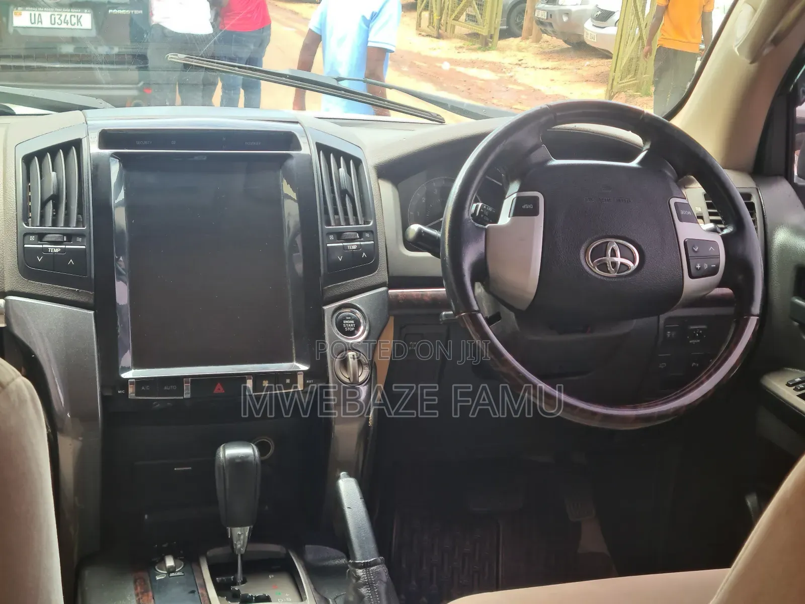 Toyota Land Cruiser 2015 White