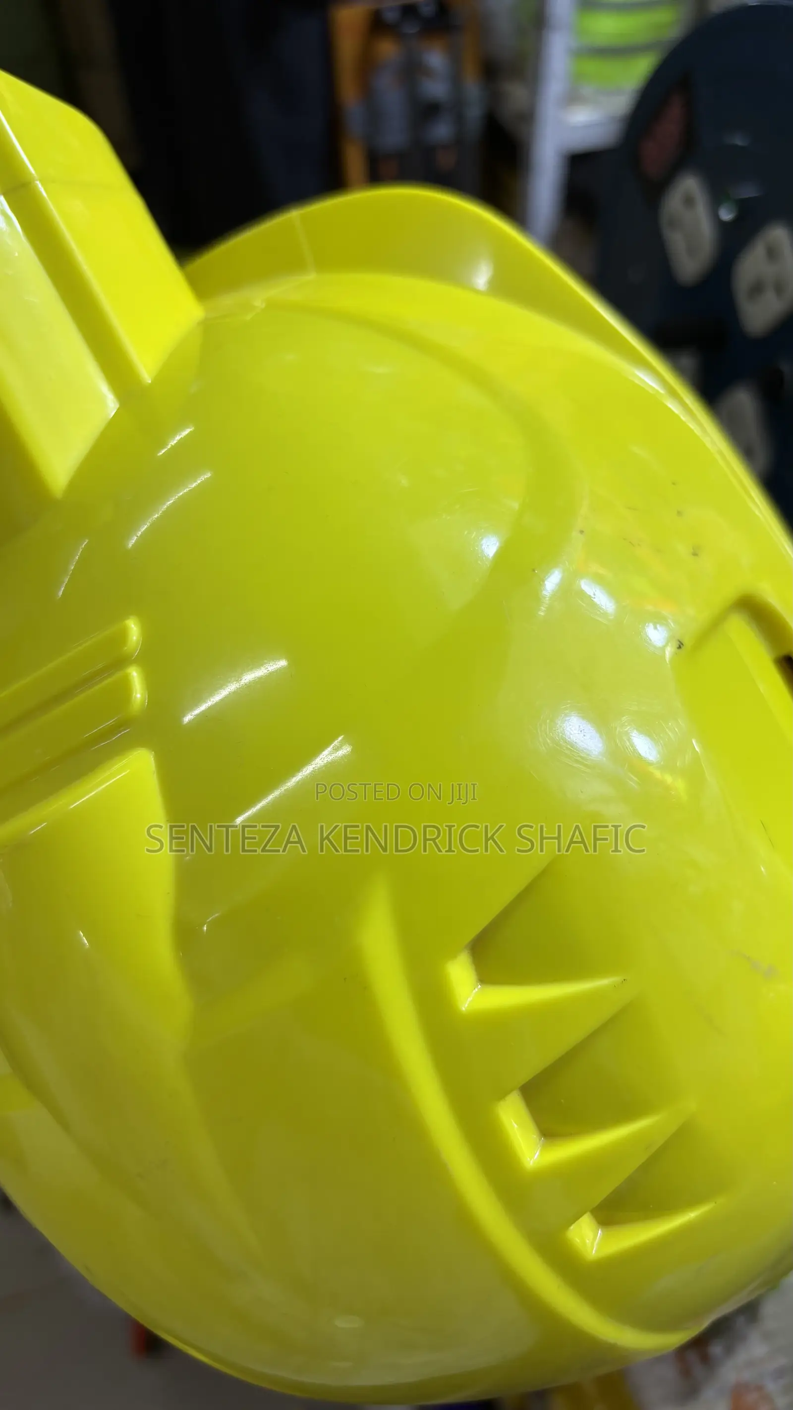Safety Hard Hat With A Built-in Led Headlamp
