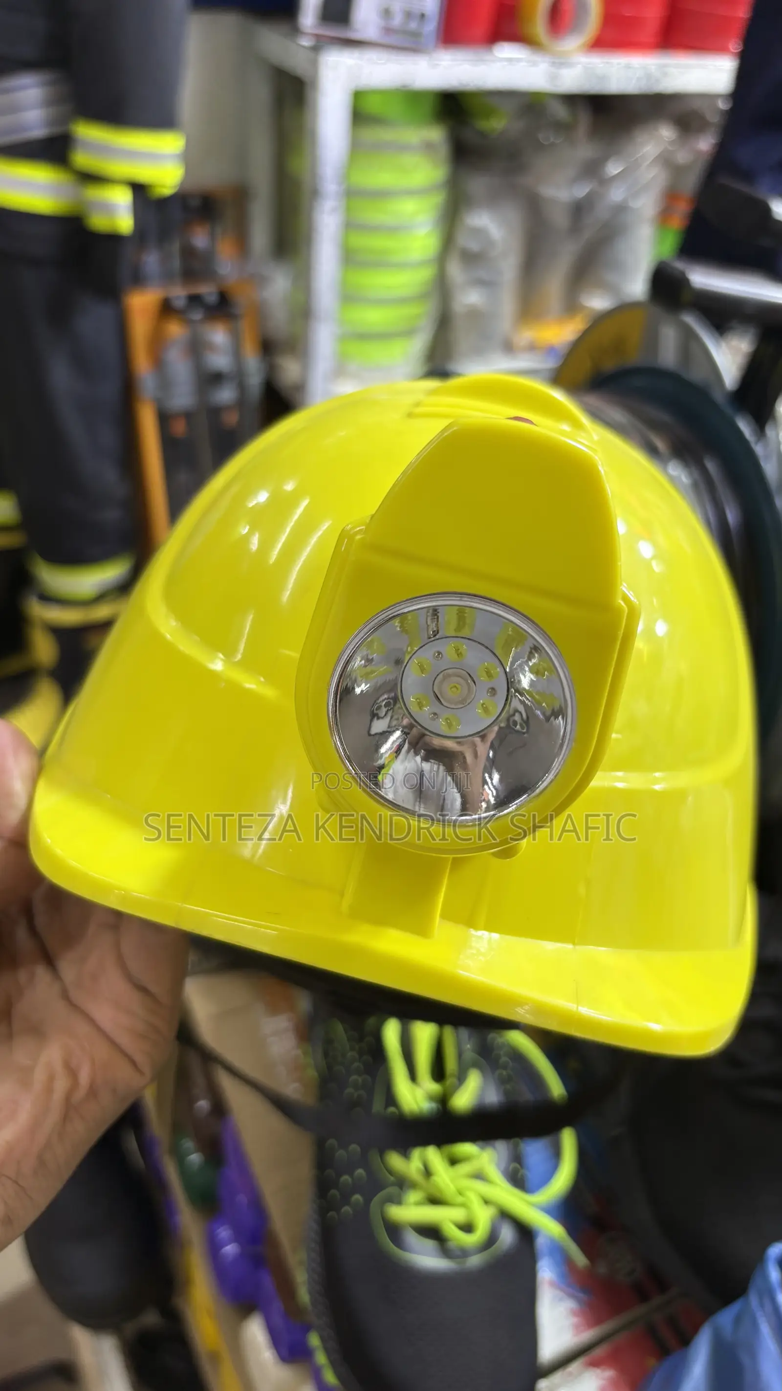 Safety Hard Hat With A Built-in Led Headlamp