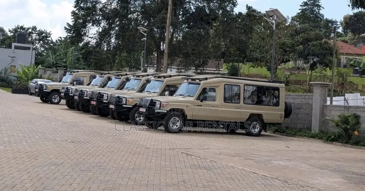 Toyota Safari Landcruisers Hardtops for Hire