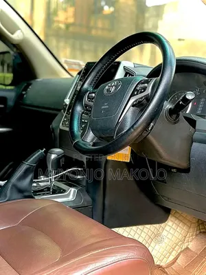 Toyota Land Cruiser 2018 Black