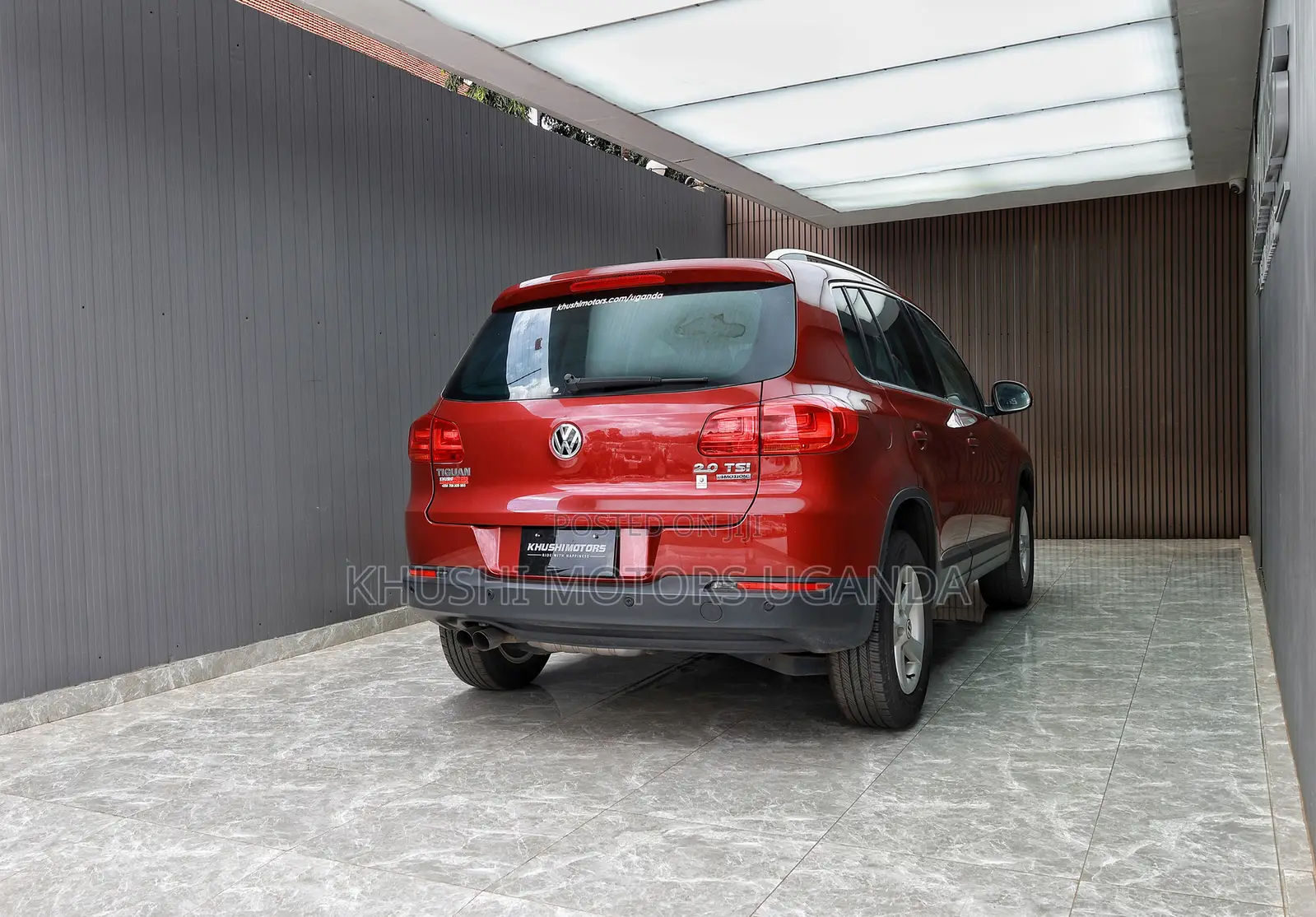 Volkswagen Tiguan 2.0 S Automatic 2012 Red