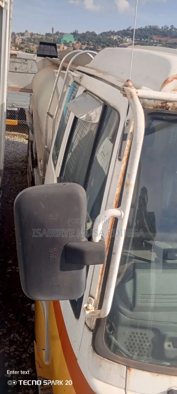 14000 Liters (Magulu Kumi) Isuzu
