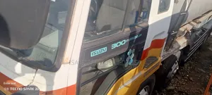 14000 Liters (Magulu Kumi) Isuzu