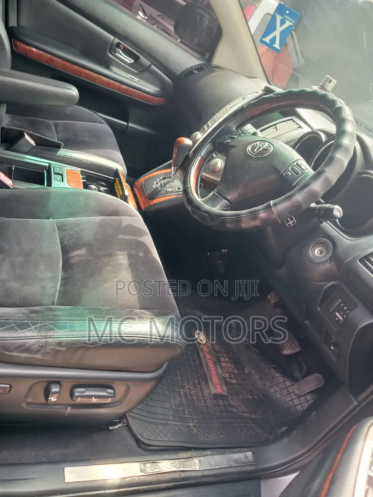 Toyota Harrier 2.4 2011 Gray