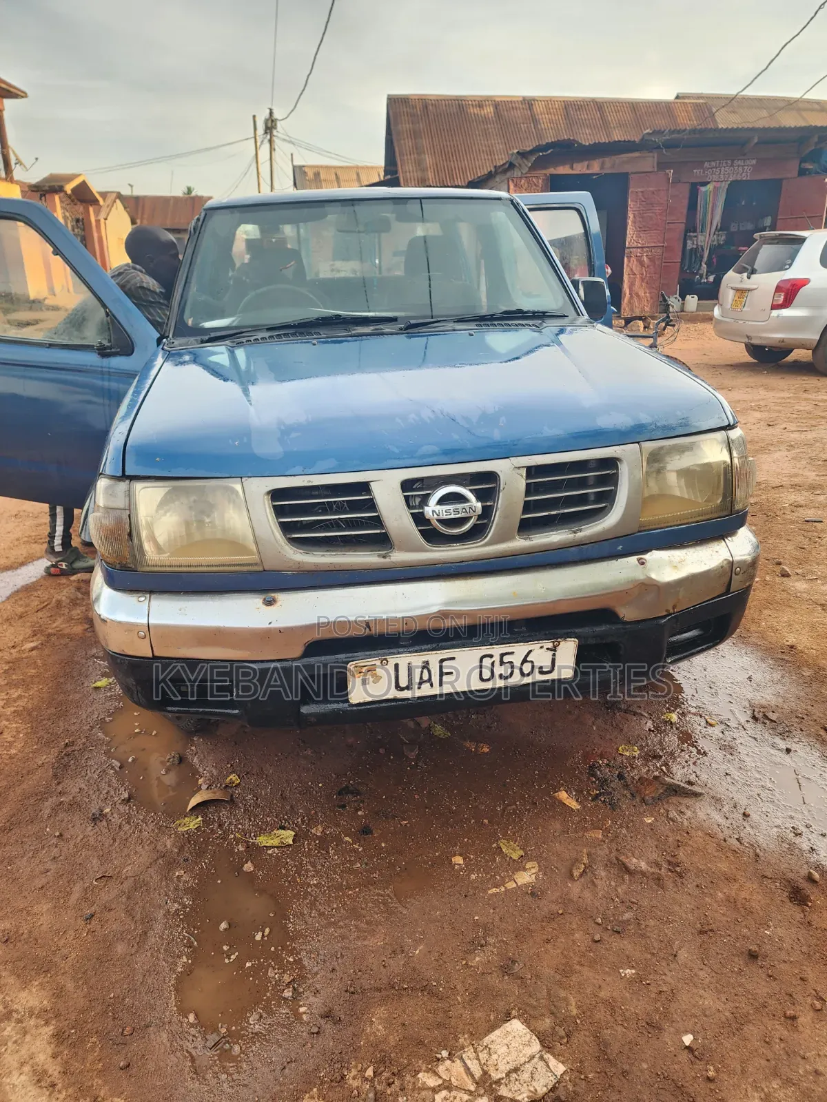 Nissan Hardbody 2003 Blue