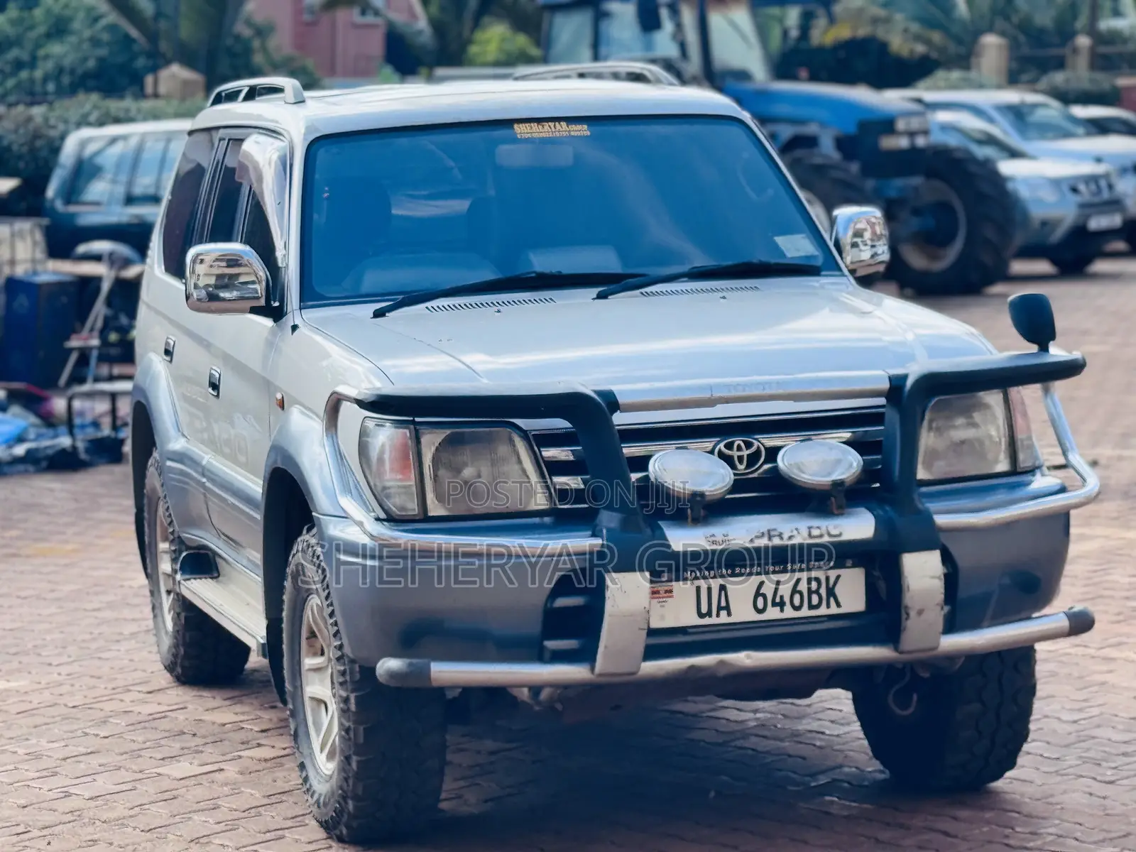 Toyota Land Cruiser Prado 1996 White