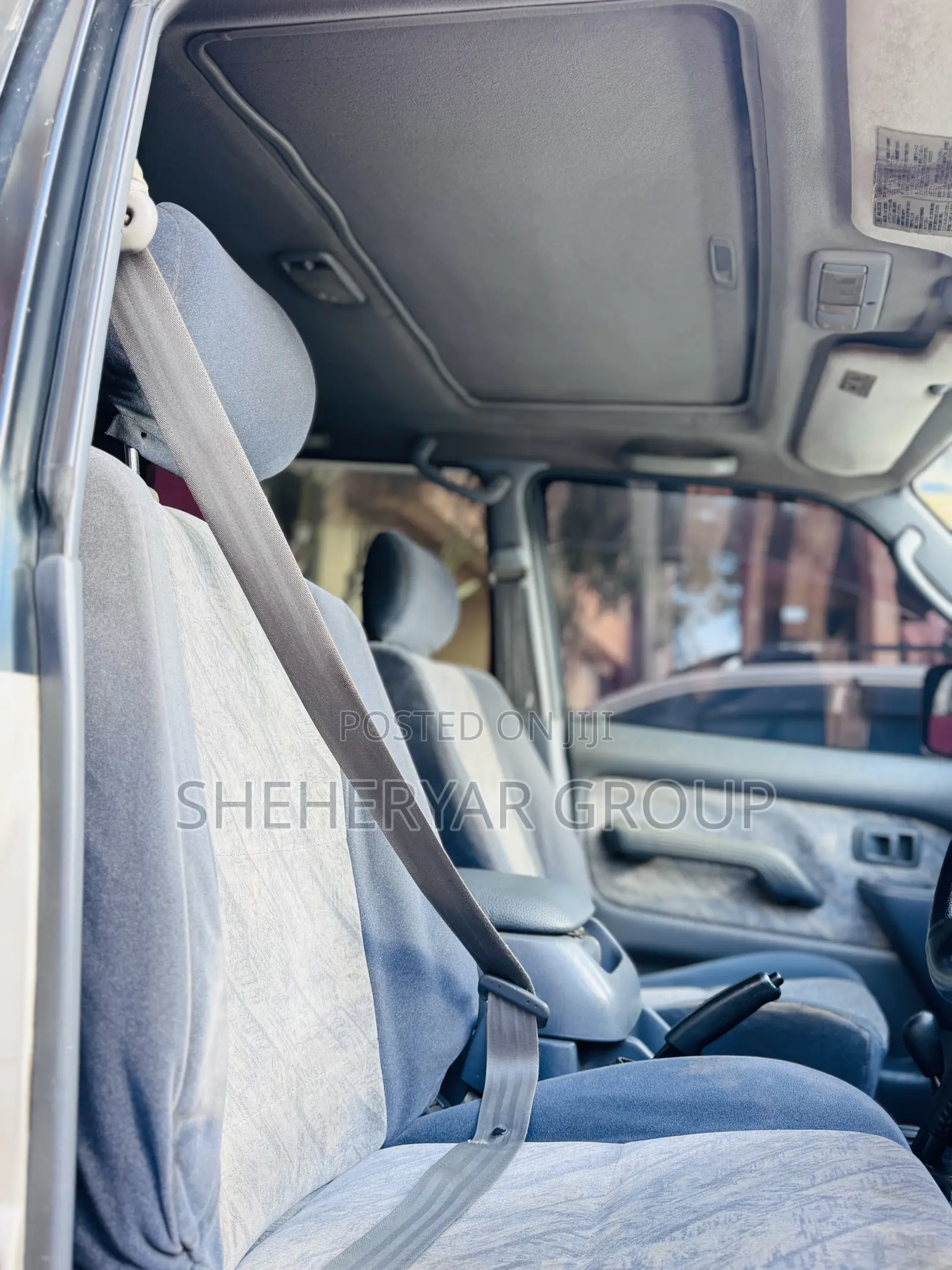 Toyota Land Cruiser Prado 1996 White
