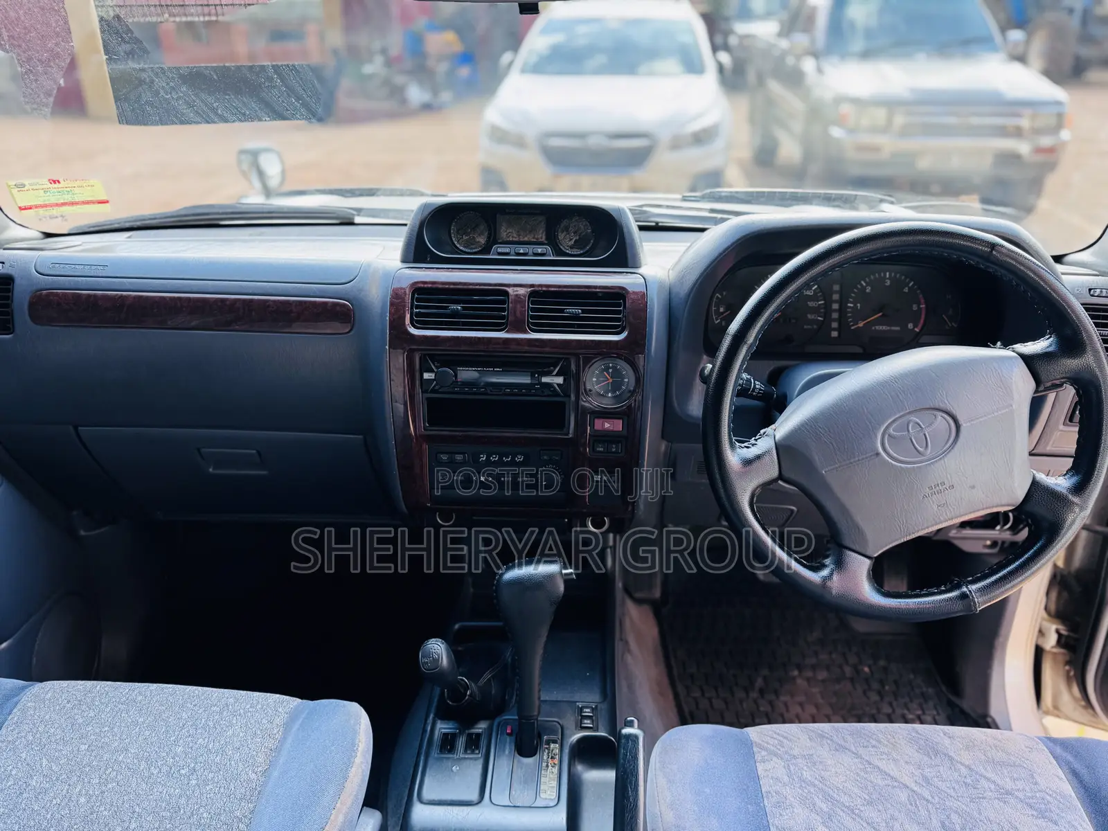 Toyota Land Cruiser Prado 1996 White