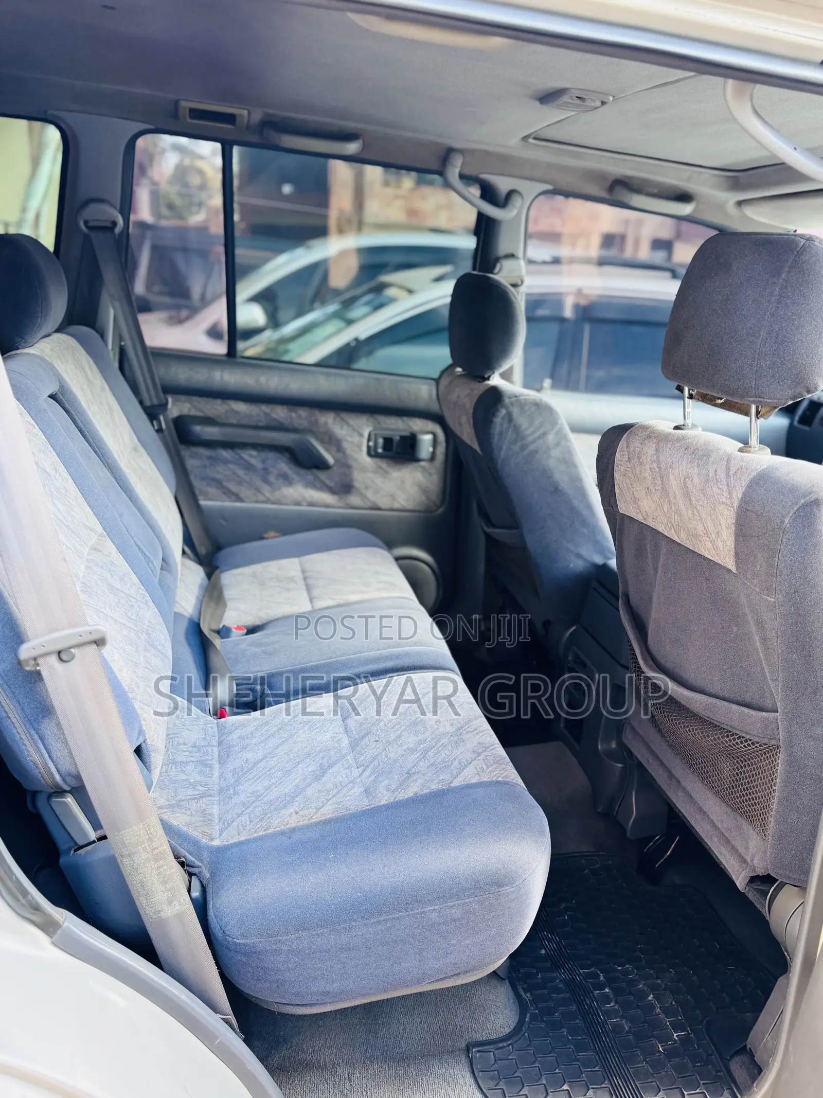 Toyota Land Cruiser Prado 1996 White