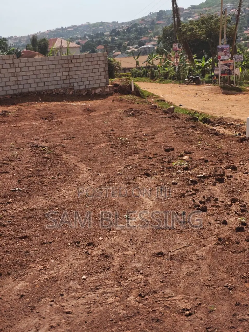 23 Decimals for Sale in Kajjansi Kawotto Entebbe Road