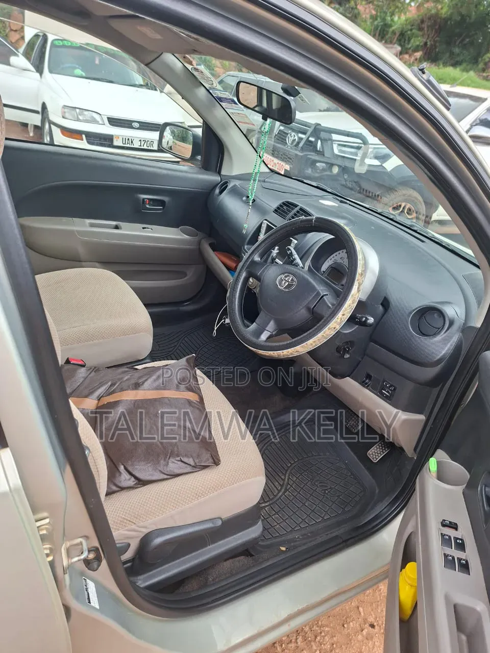Toyota Passo 2006 Beige
