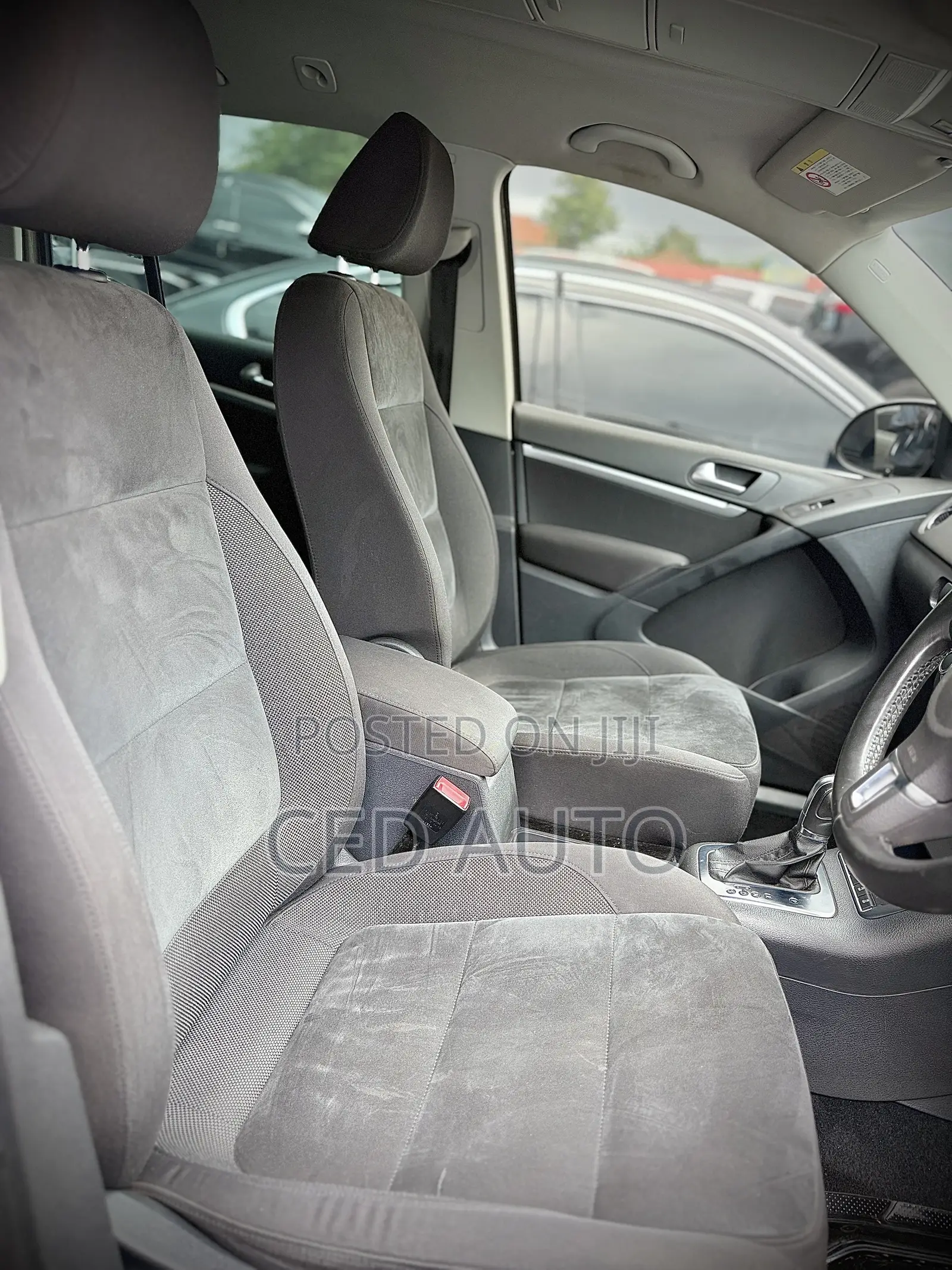 Volkswagen Tiguan 2013 Brown
