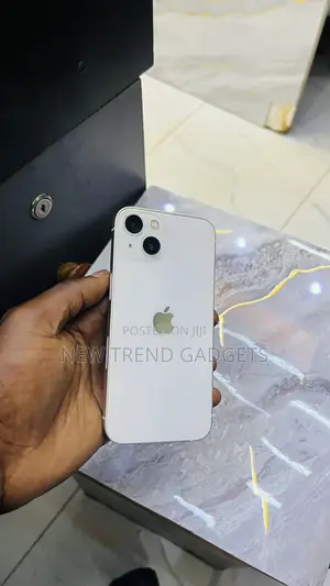 Apple iPhone 13 128 GB White