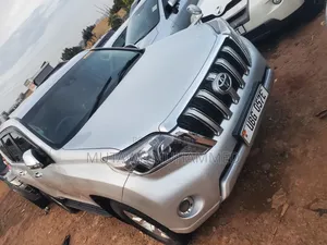 Toyota Land Cruiser Prado 2014 Silver