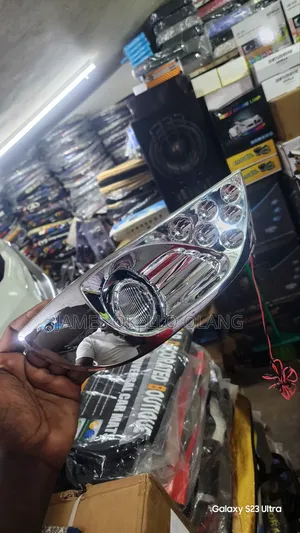 Fj120 Prado Ronaldo Bumper Light /Spot Light or Fog.