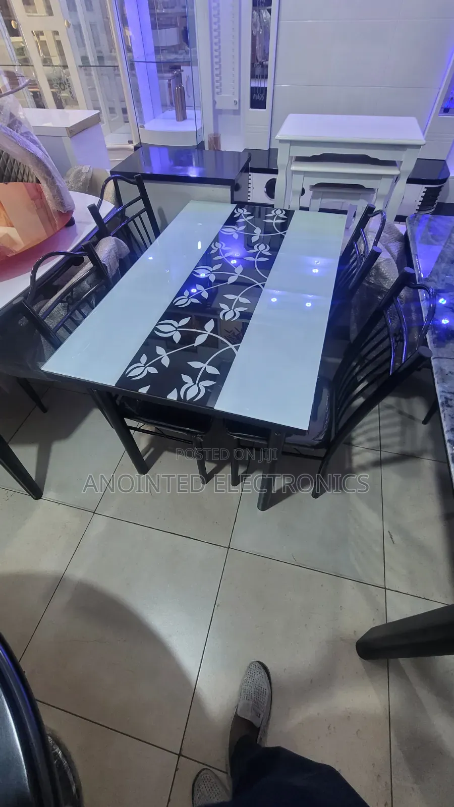 Dining Tables Four Persons Seats