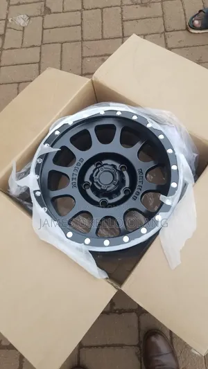 Landcruiser Hardtop 17inches Sport Rims .