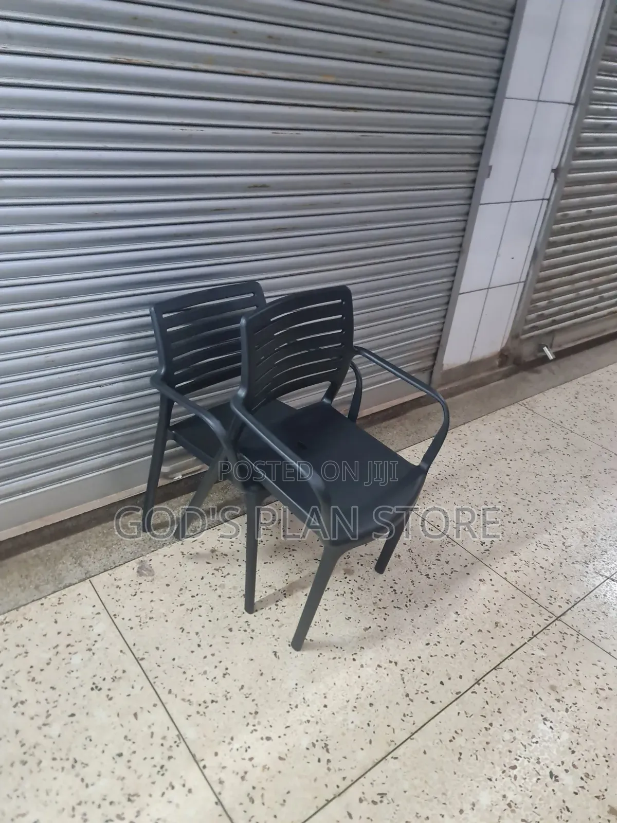 Monopolistic Plastic Chairs Plastic Chairs