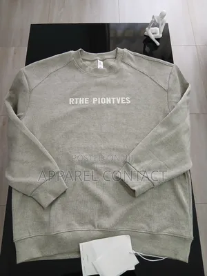 Sweatshirt