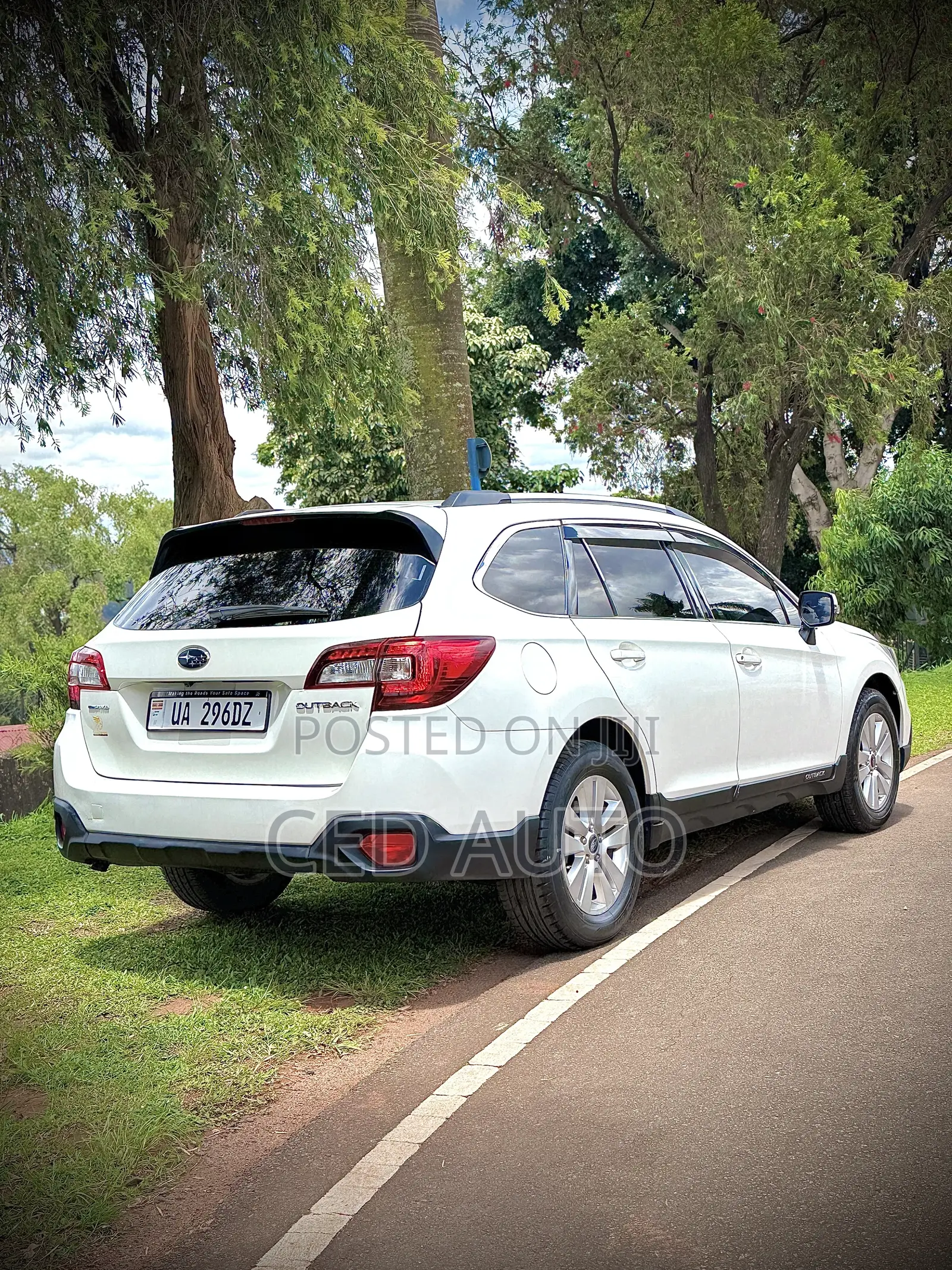 Subaru Outback 2016 White