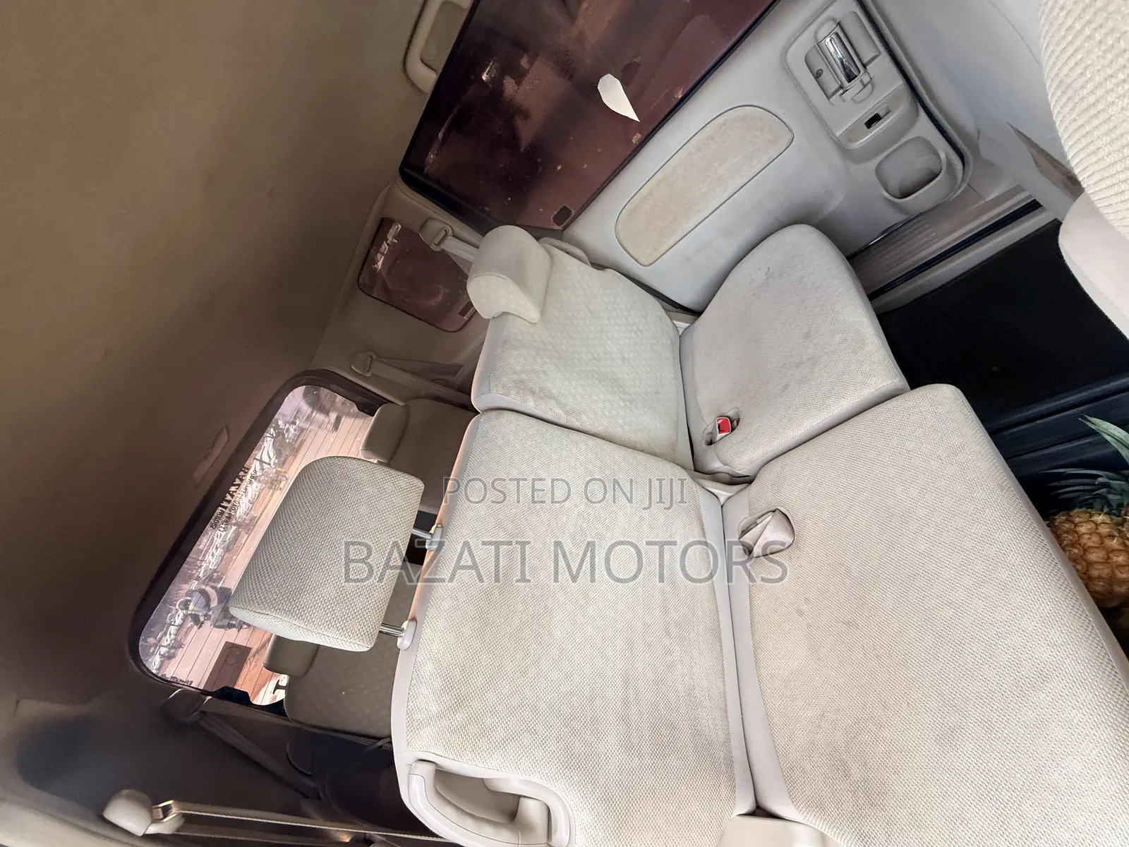 Toyota Sienta 2010 Gray