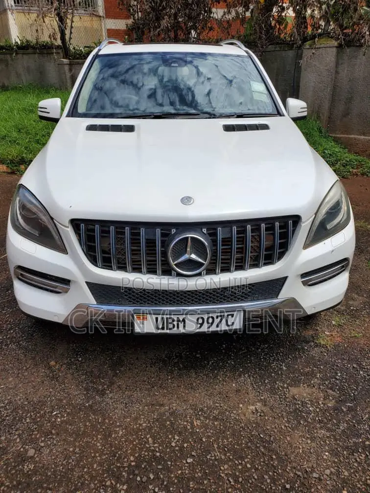 Mercedes-Benz M Class ML350 4MATIC 4dr SUV AWD (3.5L 6cyl 7A) 2014 White