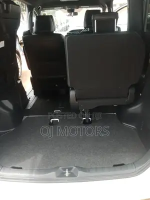 Toyota Noah 2.0 FWD (7 Seater) 2017 White