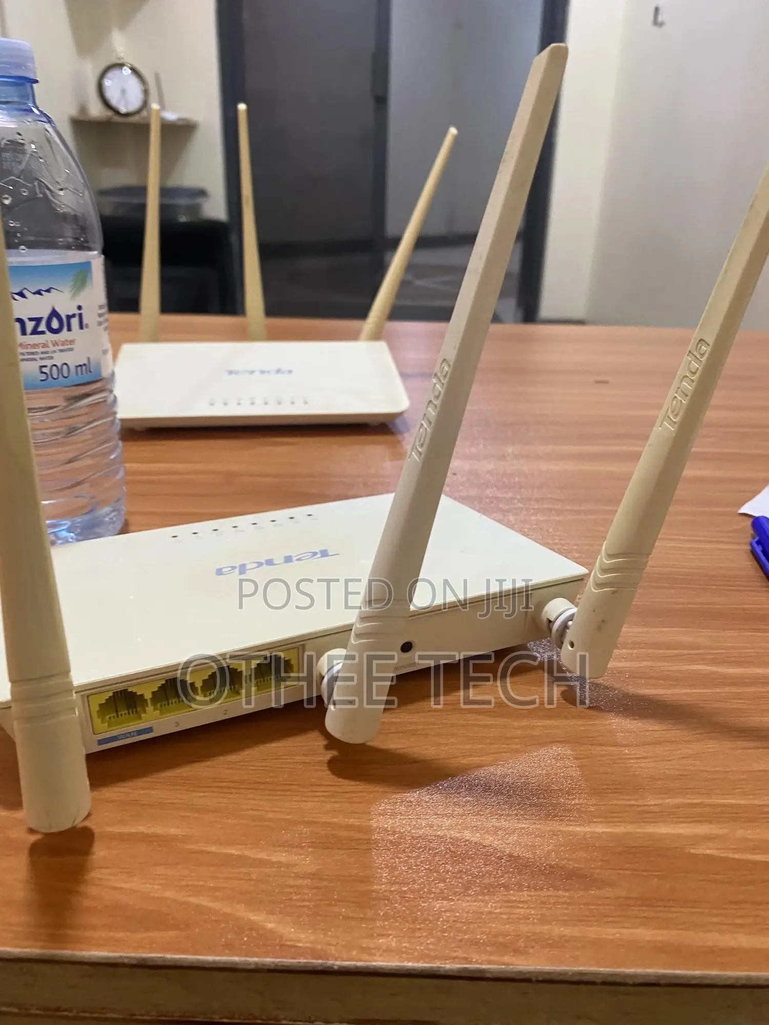 Tenda F3 Routers