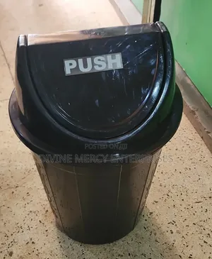 60litrs Swing Dustbins Black